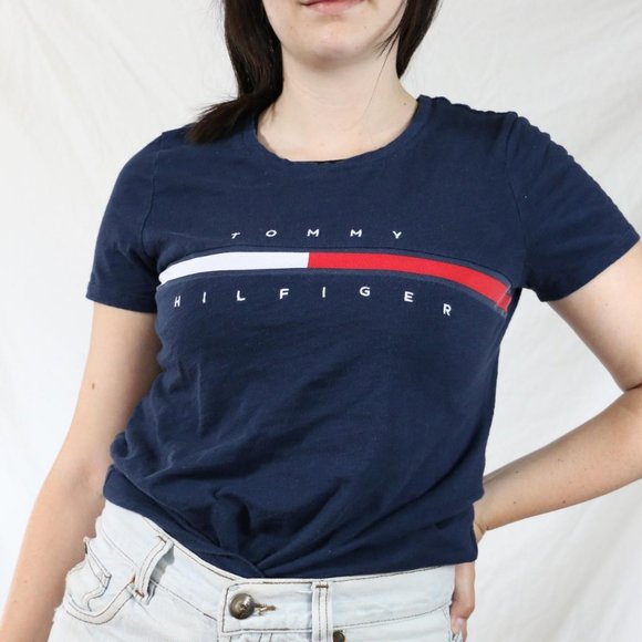 Tommy Hilfiger T - Picture 1 of 4